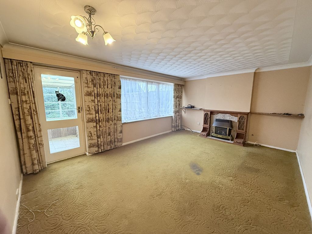 Property photo 3 of 19