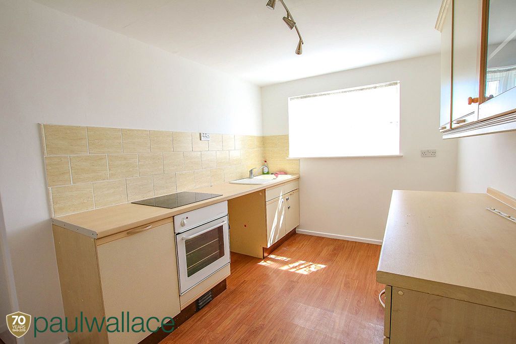 Property photo 2 of 5 Kitchen