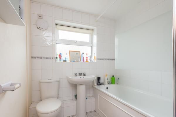 Property photo 2 of 3