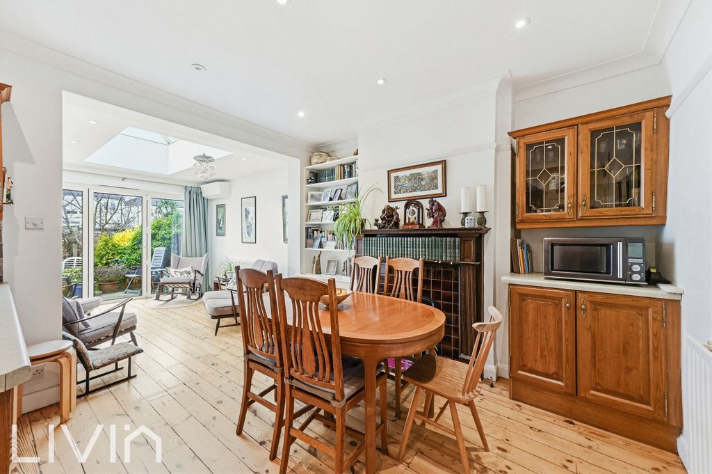 Property photo 3 of 15 Photo 3