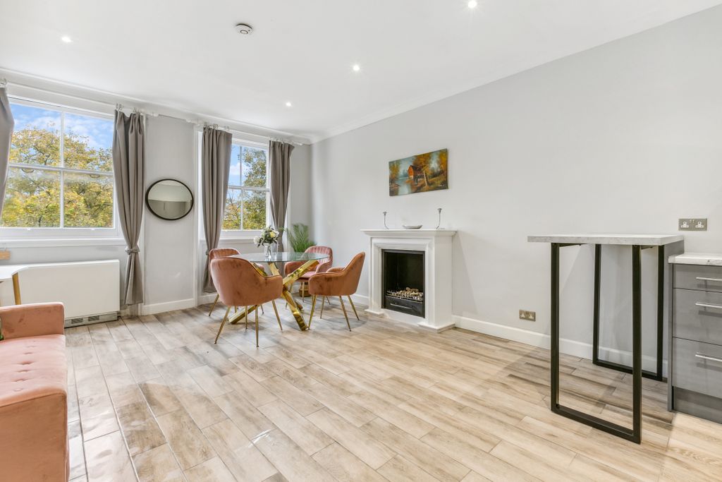 Property photo 2 of 15 1