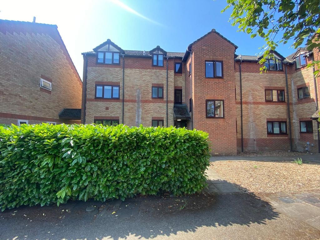 Property photo 1 of 5