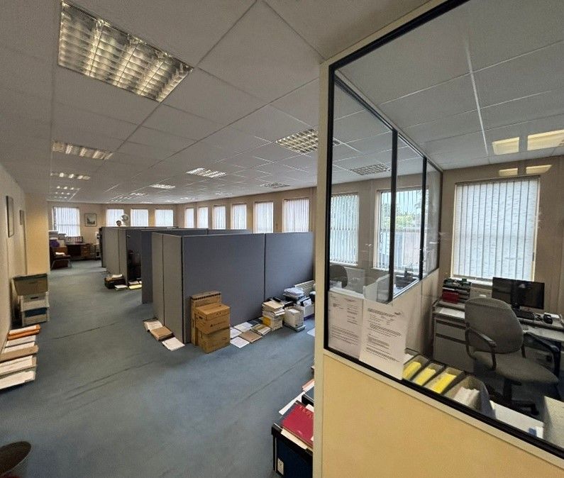 Property photo 2 of 6