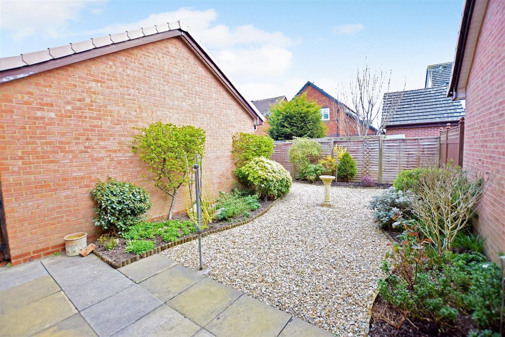Property photo 2 of 15
