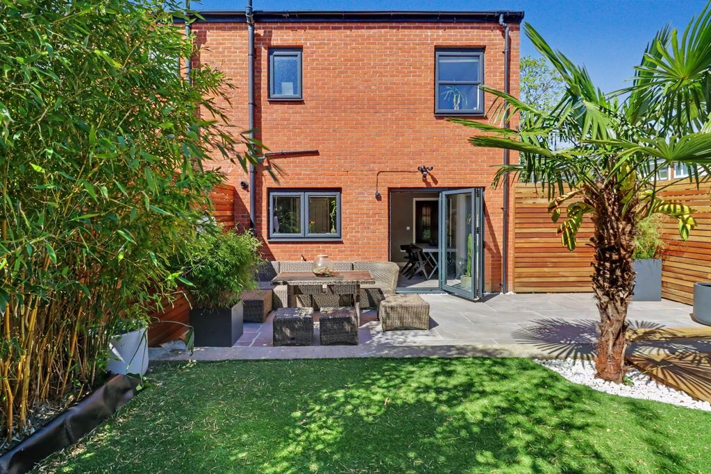 Property photo 3 of 31 Img_4888