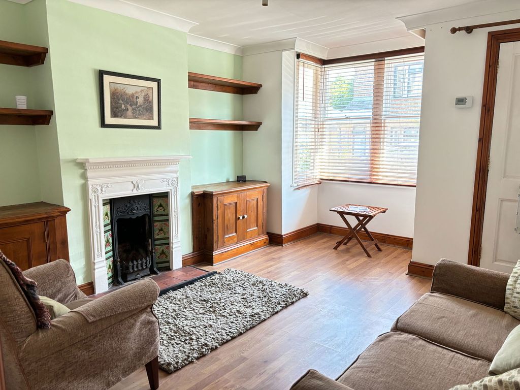 Property photo 2 of 23