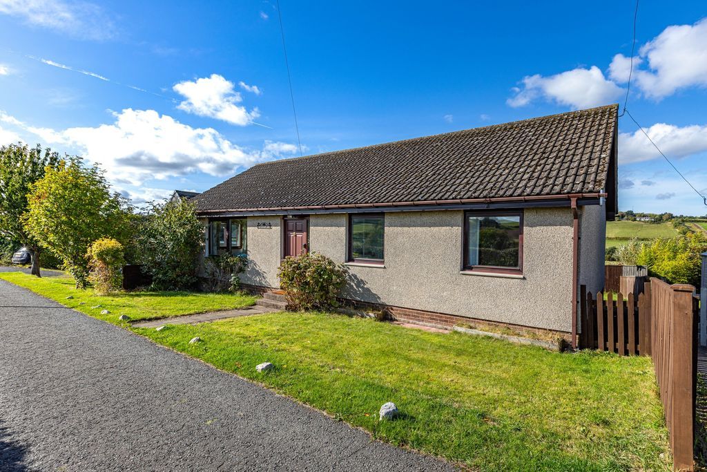Property photo 1 of 34 Woodville