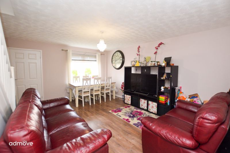Property photo 3 of 14 Photo 8
