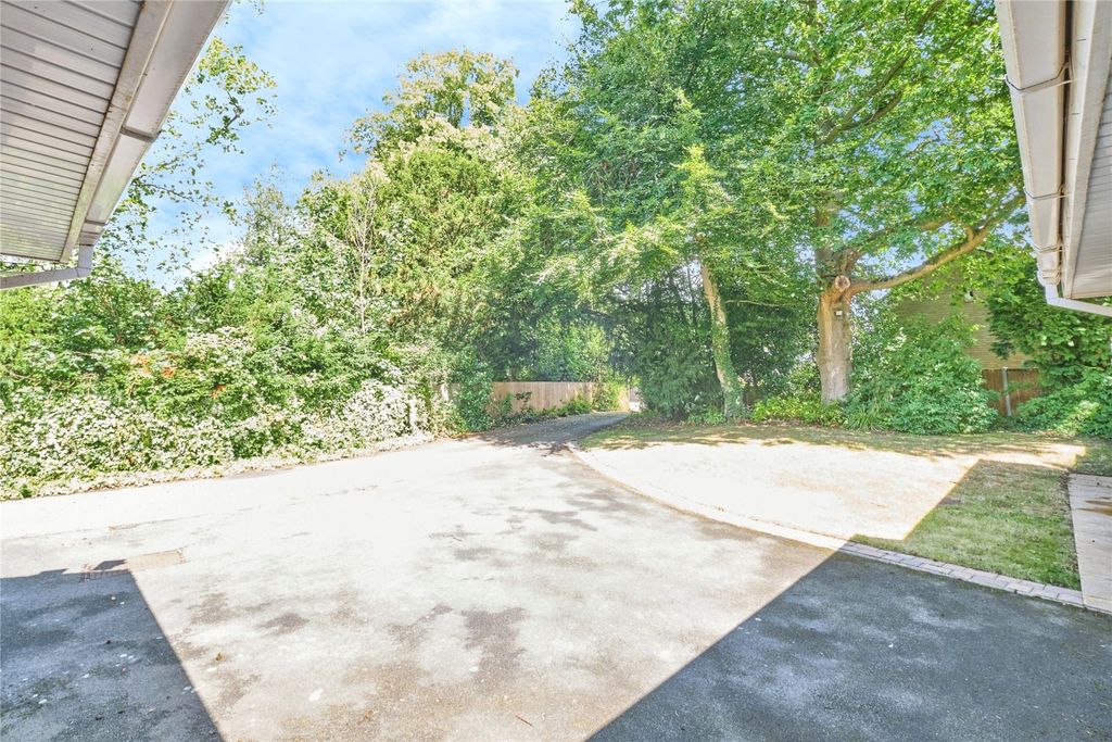 Additional image 42 of 4 bed bungalow for saleStowe Hill Gardens, Lichfield, Staffordshire WS13