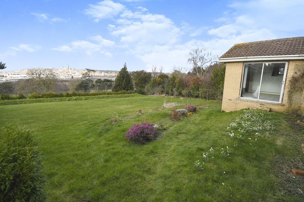 Additional image 19 of 4 bed bungalow for saleHall Drive, Canwick, Lincoln, Lincolnshire LN4