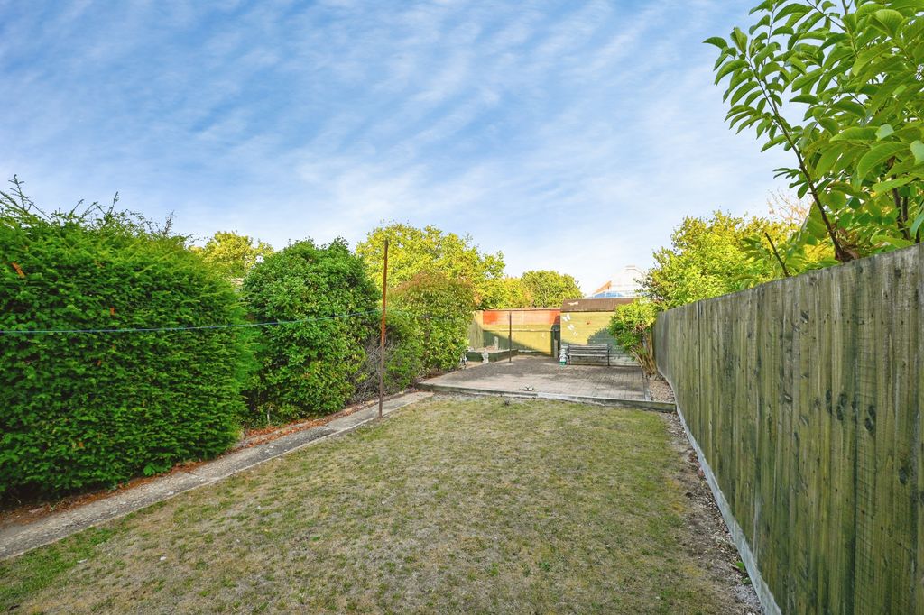 Property photo 3 of 20 12A021