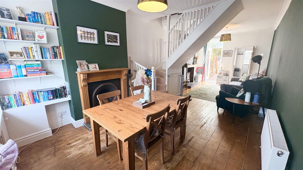 Property photo 2 of 18 Reception Room
