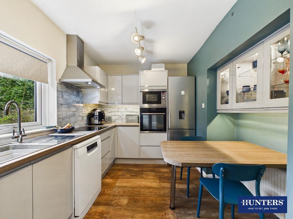 Property photo 2 of 26 Kitchen