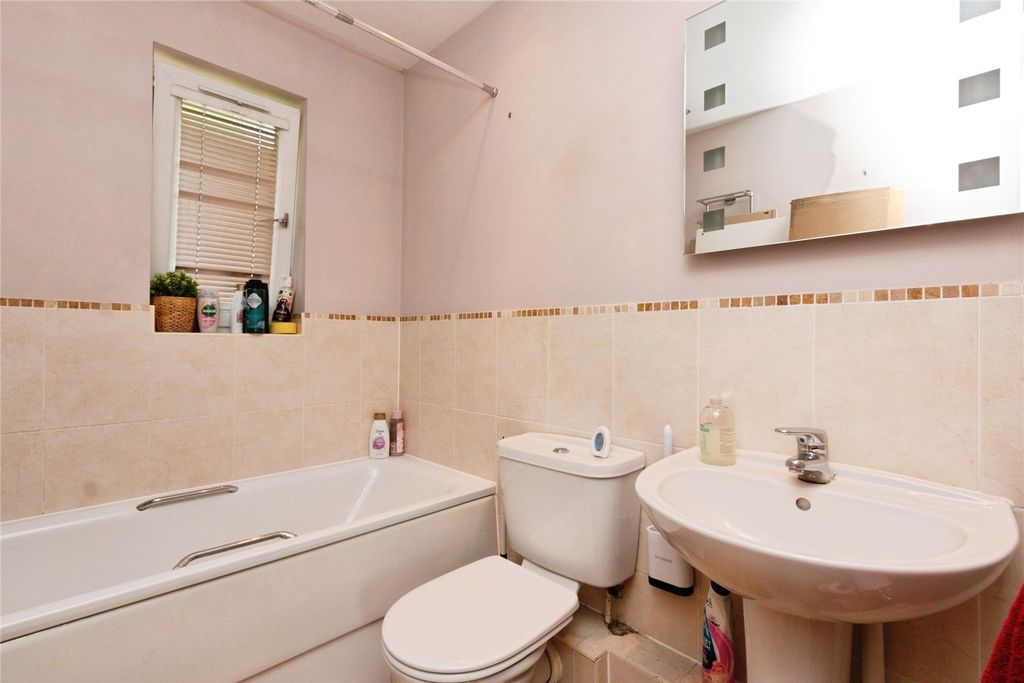 Property photo 3 of 17 Picture No. 09