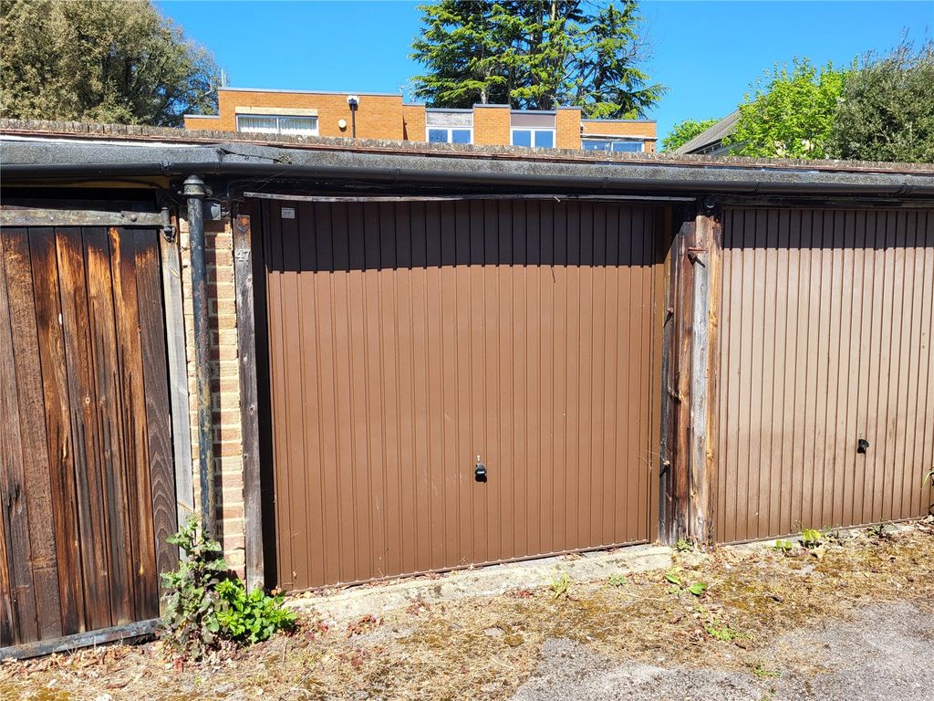 Property photo 1 of 3 Picture No. 02