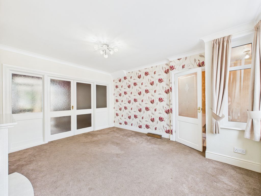 Property photo 2 of 23