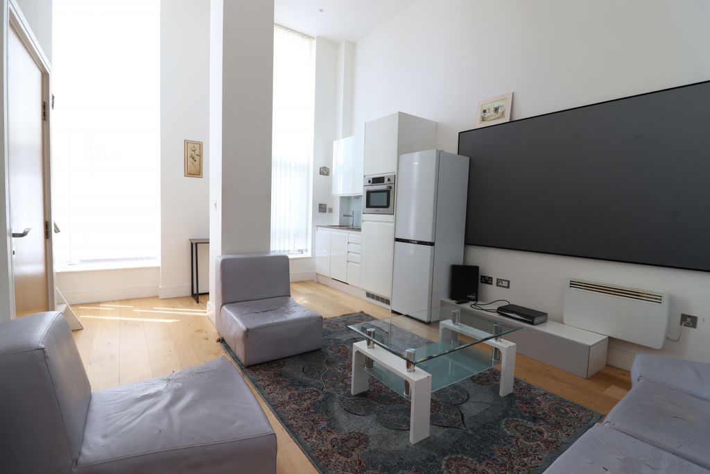 Property photo 2 of 14 Gallery