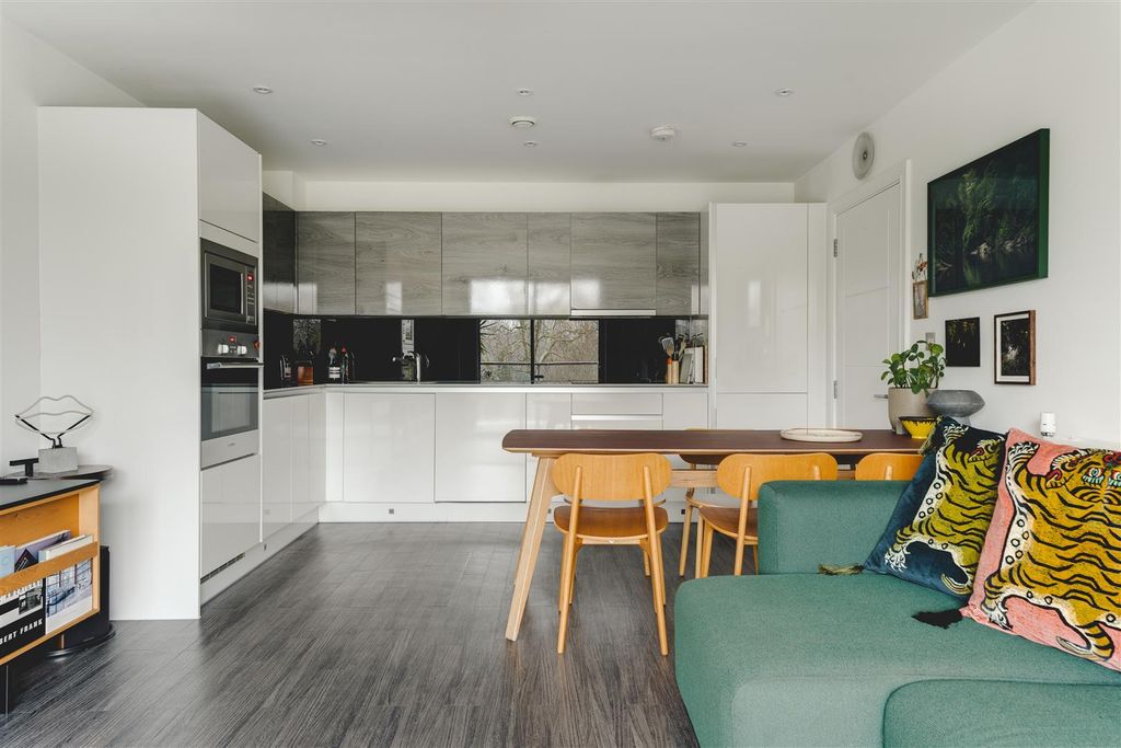 Property photo 3 of 34 Barley Court-34.Jpg