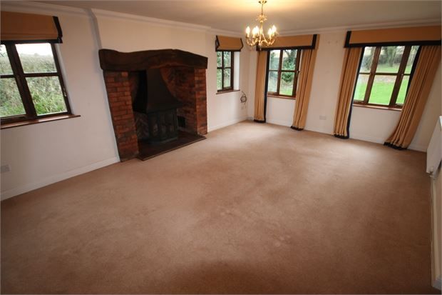 Property photo 3 of 11 Picture 3