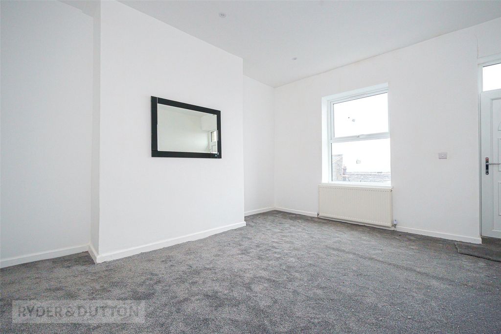Property photo 2 of 14 Living Room