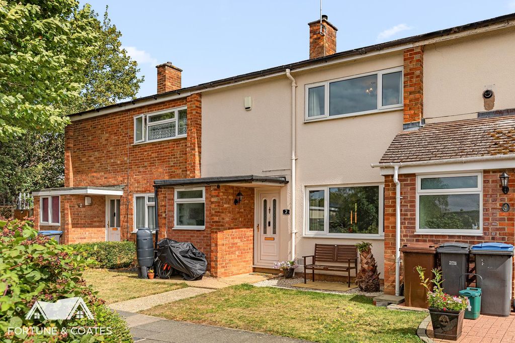 Property photo 1 of 22 Thefortunes_28.Jpg