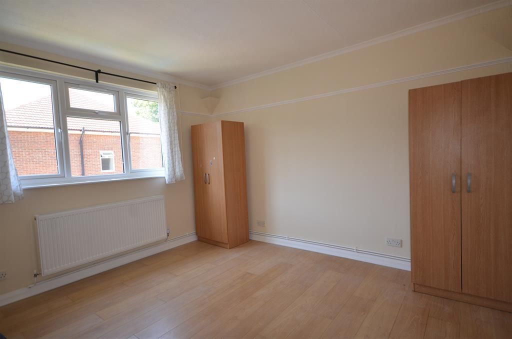 Property photo 3 of 3