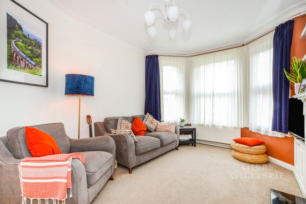 Property photo 3 of 20 Pbox-Img.Jpg