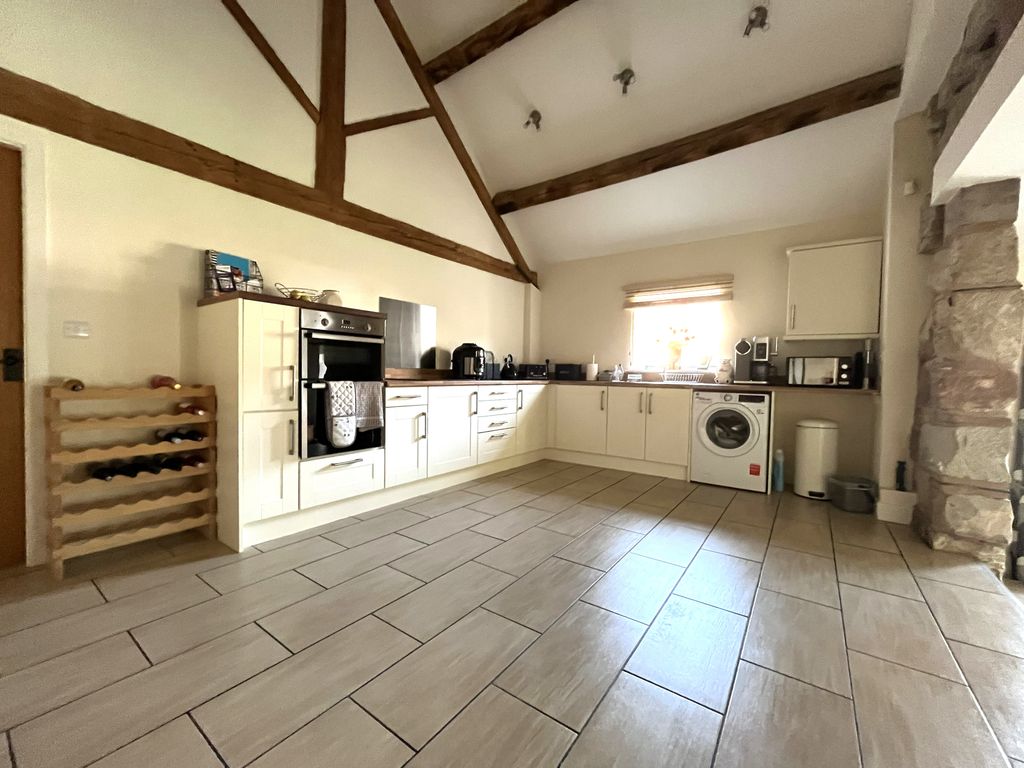 Property photo 3 of 23 Img_5604