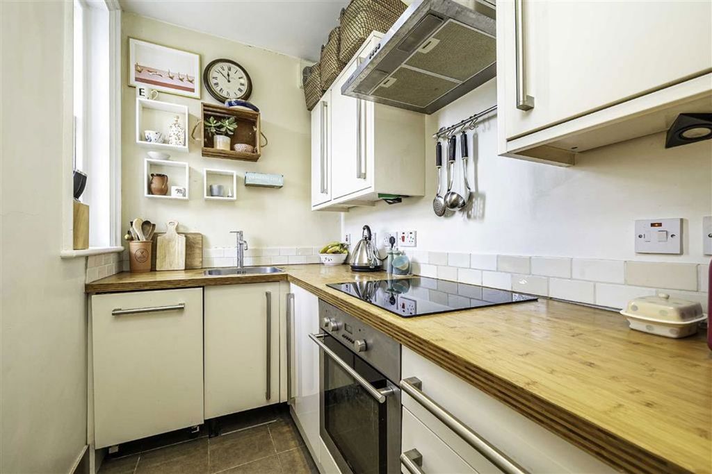 Property photo 3 of 7