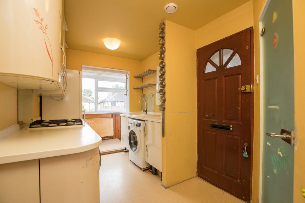 Property photo 3 of 15 Gallery