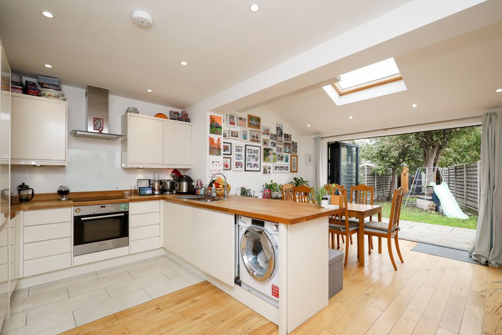 Property photo 1 of 13 5