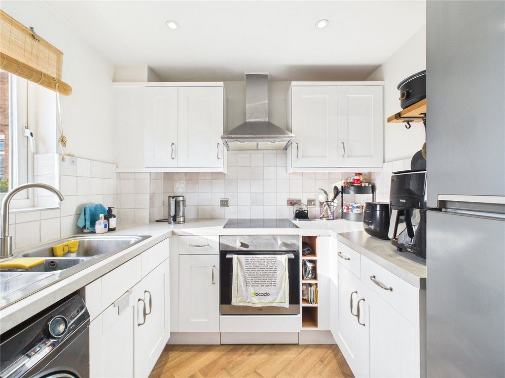 Property photo 2 of 14 Picture No. 09