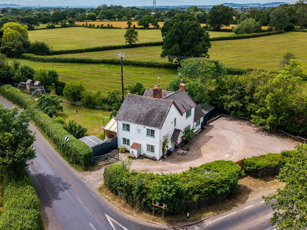 Property photo 1 of 35