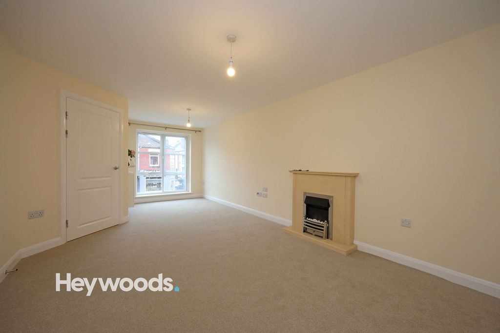 Property photo 1 of 25