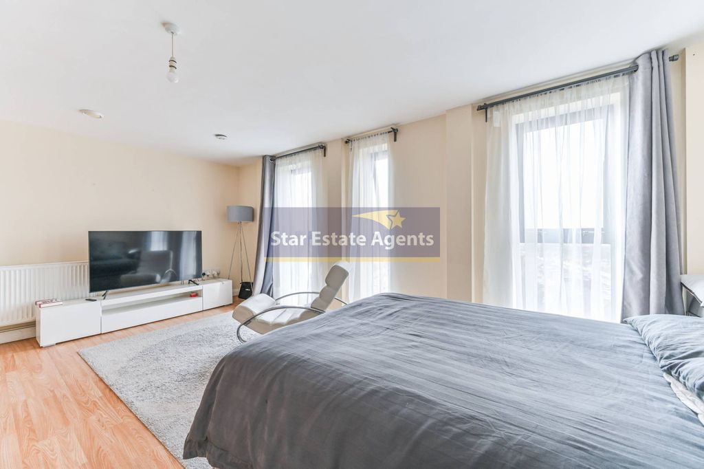 Property photo 2 of 5 Chpk3964280-4