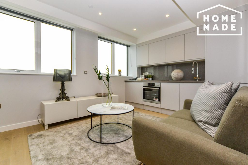 Property photo 1 of 14 395Ac972F14B693403A0B16F0A4E