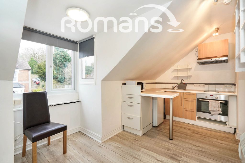 Property photo 1 of 7 2