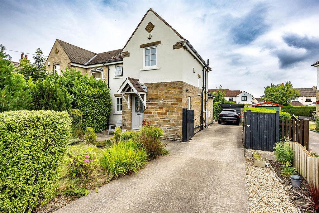 Property photo 1 of 28 37Hephipp-170725-24_Front.Jpg
