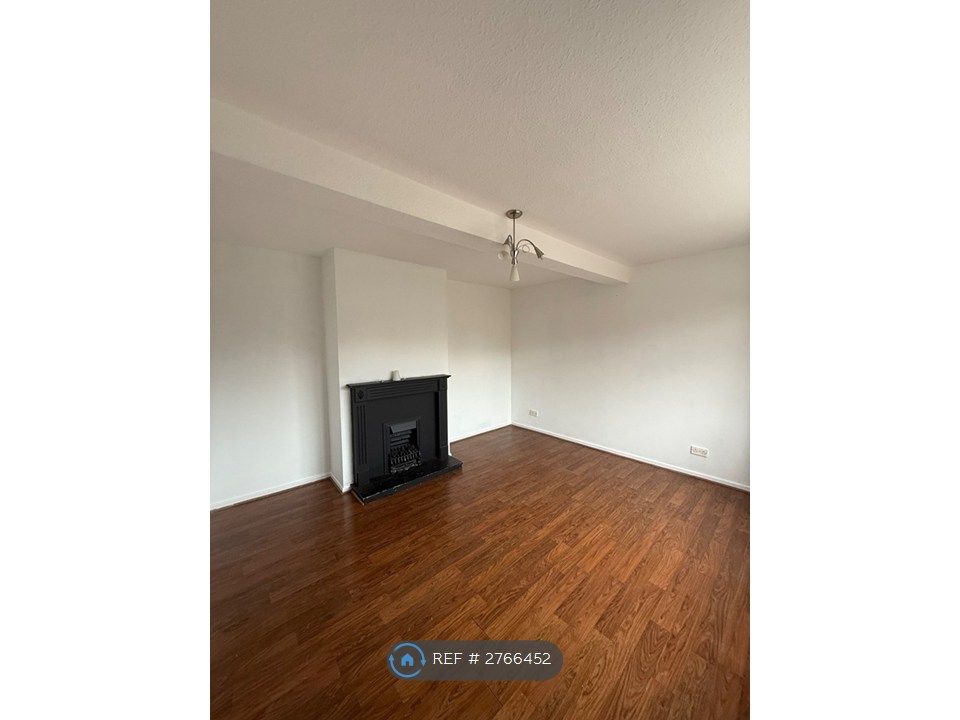 Property photo 2 of 10 Lounge