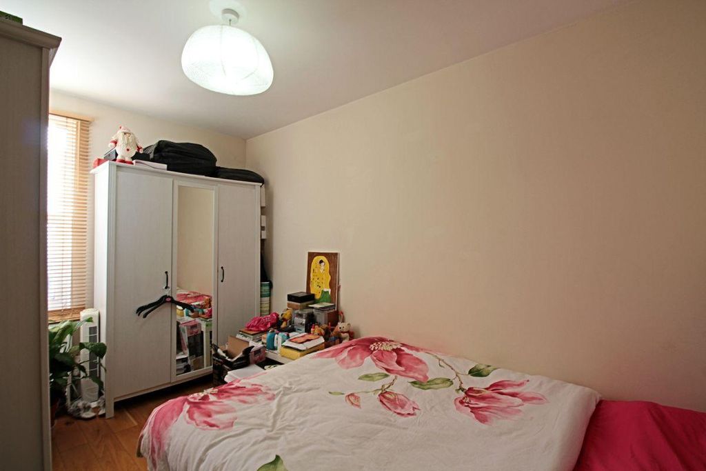 Property photo 2 of 4