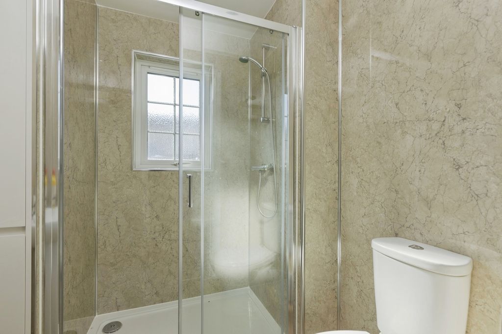 Property photo 3 of 17 Photo