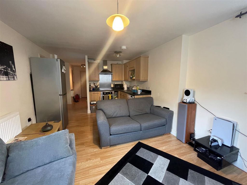 Property photo 3 of 9 Ossad.Jpg