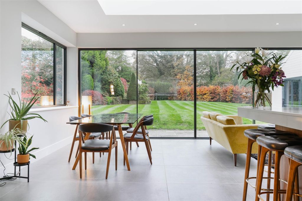 Property photo 3 of 83 Open Plan-9.Jpg