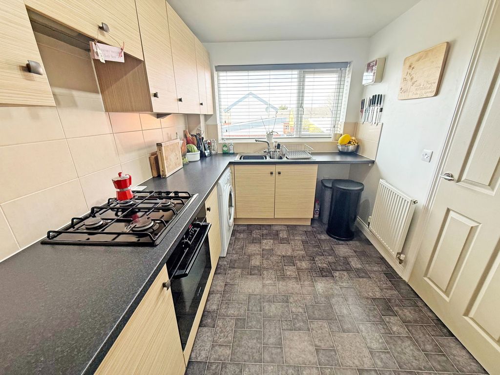 Property photo 3 of 16