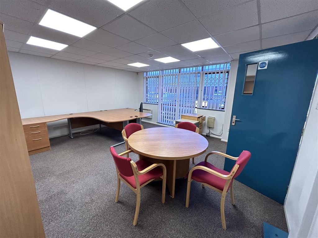 Property photo 3 of 8 Img_8292.Jpg