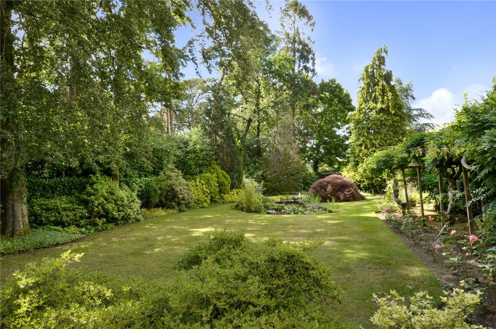 Property photo 3 of 27 Rear Garden