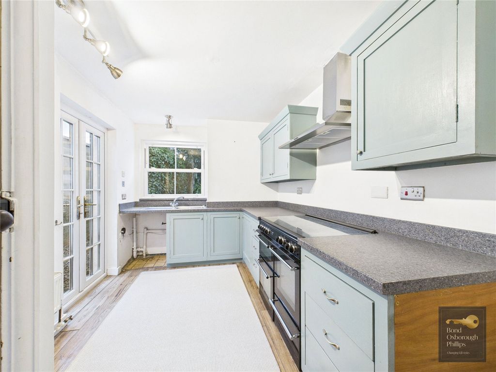 Property photo 2 of 18 Picture No. 49