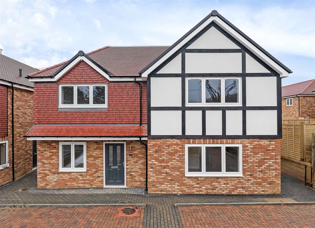 Property photo 1 of 7 Picture No. 11