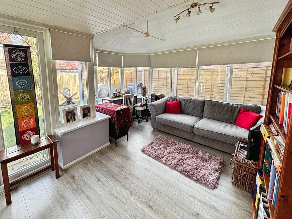 Property photo 3 of 16 Sun Lounge