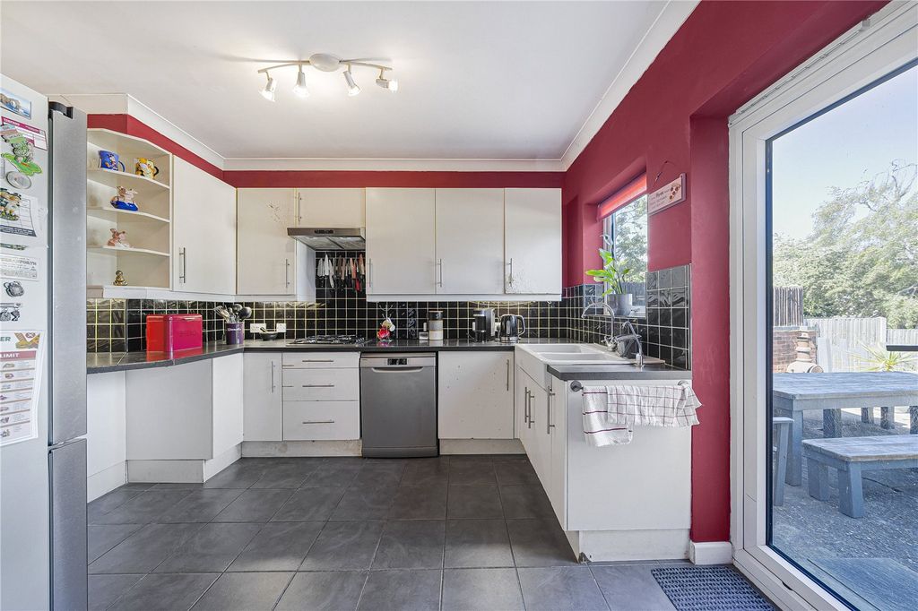 Property photo 1 of 46 Kitchen